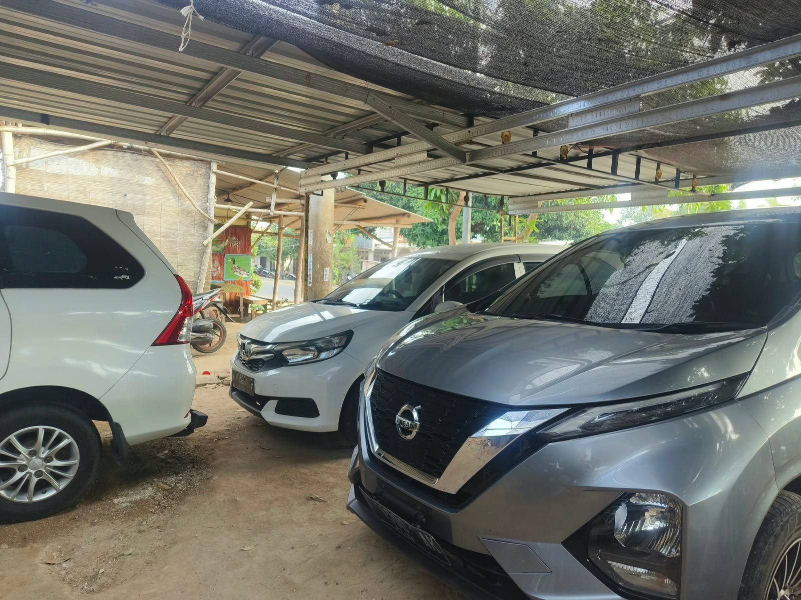 Sewa Mobil Keluarga